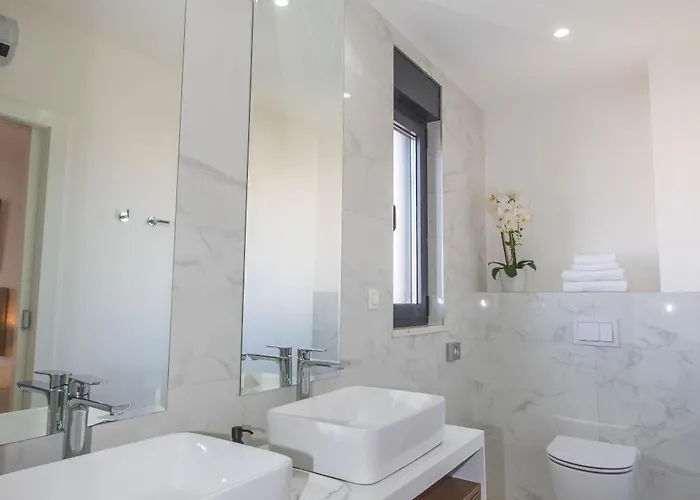 Apartment 23 A Heated Pool *