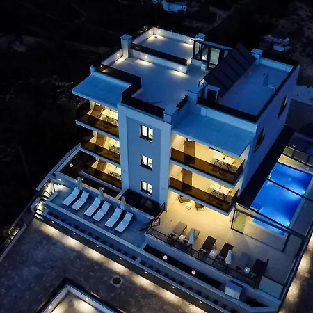 23 A Heated Pool Apartamento *