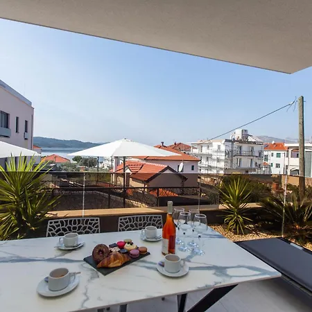 23 A Heated Pool Apartamento *