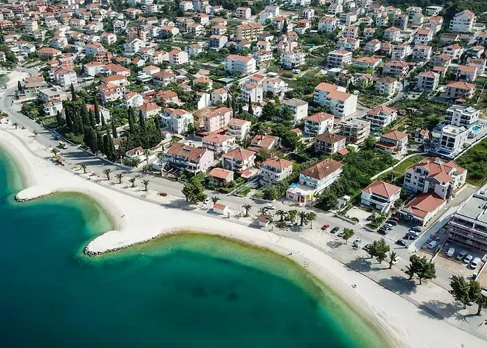 Appartement 23 A Heated Pool