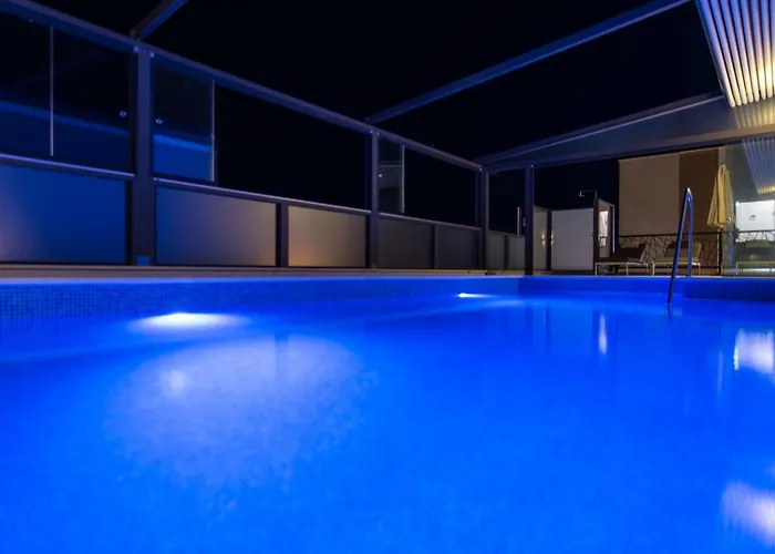 23 A Heated Pool Appartement